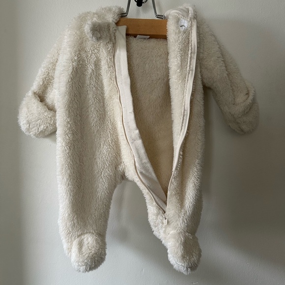 Carter's Soft Cream Fleece Bear Footie - Picture 4 of 4